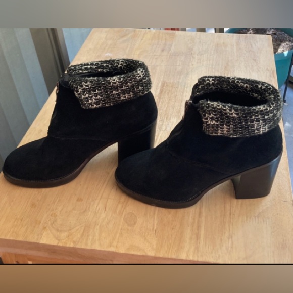 Chinese Laundry Marvel Knit Cuff Black Bootie 9.5/40.5 Ankle Boots Shoes EUC - Picture 3 of 13